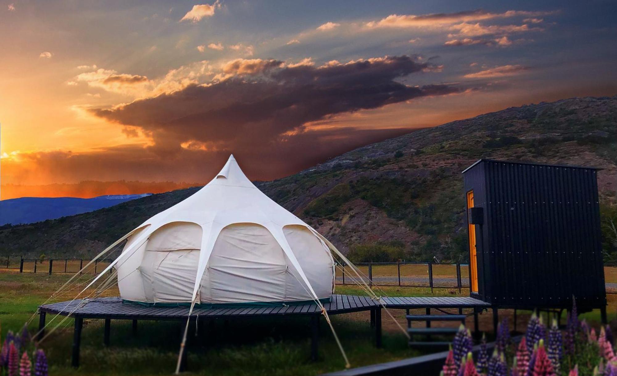 Chilenativo Riverside Camp Torres del Paine National Park Екстериор снимка